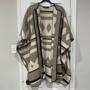 Zara Wool Black, Tan & Cream Boho Tribal Aztec Zipper Button Coat Poncho